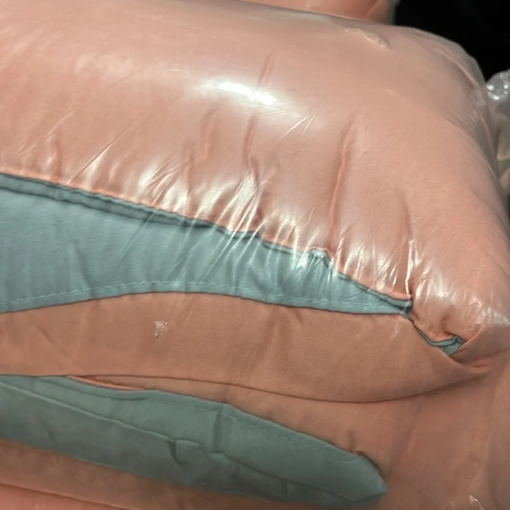 Comforter Queen 200 GSM‎ Microfiber Filling/Lightweight Super Soft Reversible - Picture 5 of 5